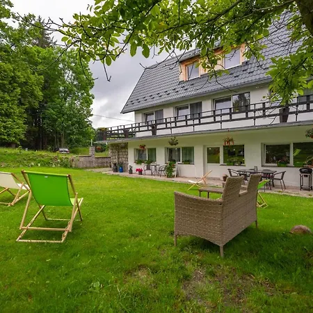 Mira בית אירוח