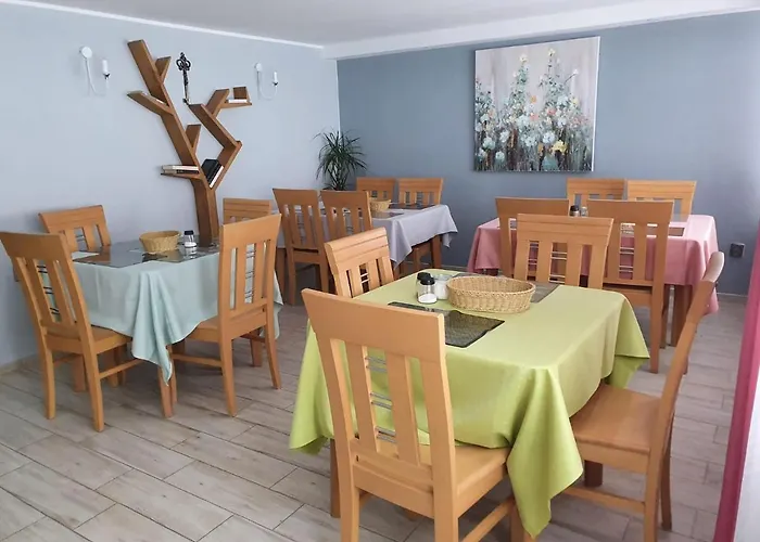 Mira בית אירוח שצ'קלארסקה פוראובה