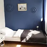 Mira Habitación en casa particular *